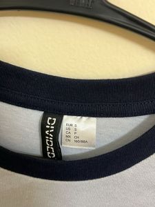H&amp;M "Quartier Latin" Graphic T-Shirt