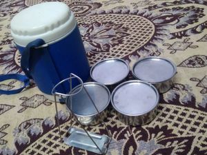 Hot Pot Tiffin