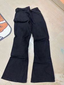 Chic Black High-Rise Flared Jeans
