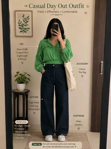 Green Button-Up Cropped Blouse