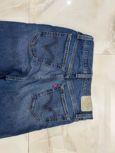 Levis Jeans