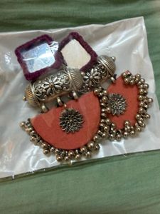 10 new earings in 1600