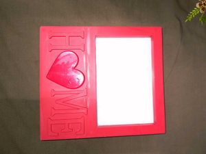 Red "HOME" Photo Frame