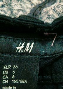Very Cute N Beautifull H&amp;M Top With Shorts