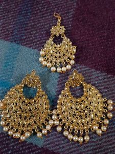 Elegant Gold-toned Jewelry Set