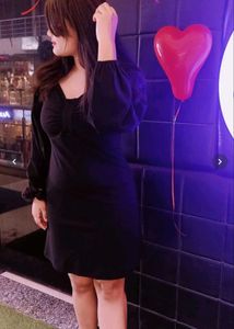 Elegant Black Mini Dress 🖤