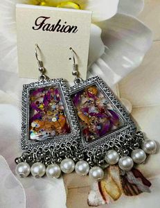 Floral Resin Drop Earrings