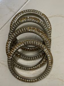 Set of 4 Embellished Bangles