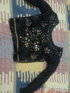 M size Black Embellished Blouse lahenga dupatta