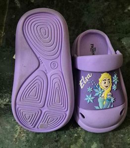 Brand new Disney Frozen Elsa kids Clogs 6