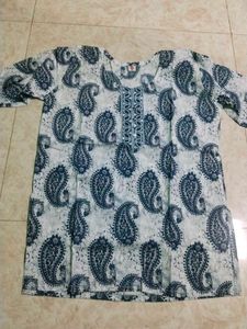Stylish Paisley Print Kurta