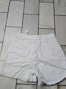 white High-Waisted Shorts