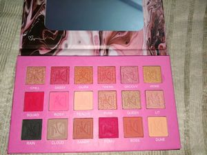 Minara Rose Gold Eyeshadow Palette