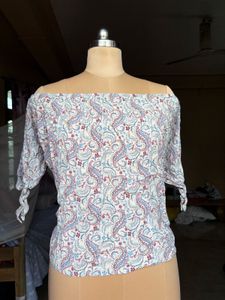 Boho Off-Shoulder Paisley Print Top