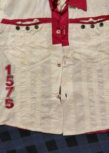 Sleeveless White &amp; Red Casual Shirt