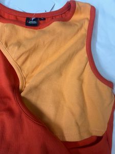 Color Block Cut-Out Crop Top
