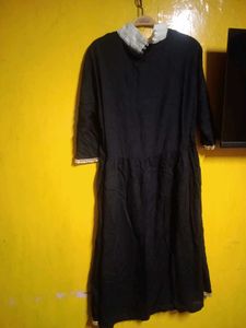 Black Top with White Bow. Little demag 😔