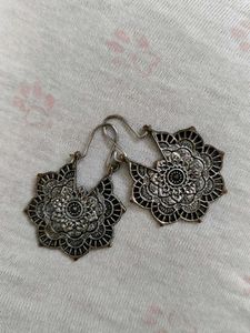 Boho Floral Drop Earrings