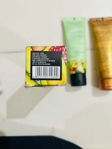 Offer 🔥Quench korea Ultra Light SPF 50+gold scrub