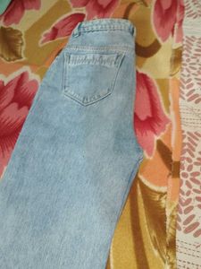Wide Leg Light Wash Jeans