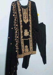 Elegant Black Embroidered Kurta Set