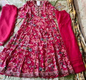 Stunning Red Floral Kurta Set with Dupatta
