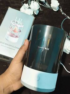 Automatic Makeup Brush Cleaner