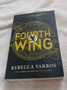 Fourth Wing by Rebecca Yarros