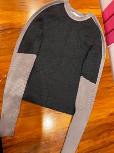 Chic Ribbed Knit Colorblock Sweater