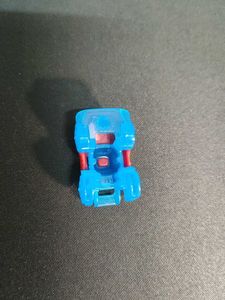 Kinderjoy lizard miniature figure collectible