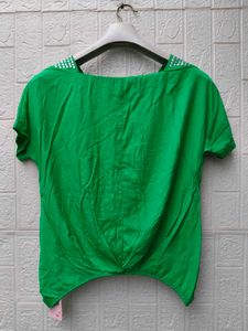 New with tag Green Cute Korean Top