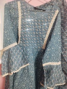 new branded co ord set