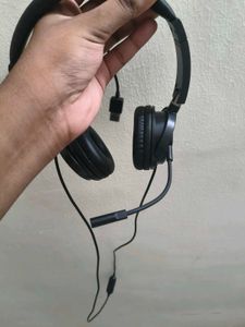 Boat headphones with mic over ear