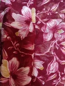 Beautiful Floral Print Saree
