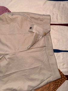 Zara Beige Tapered Trousers | Size M