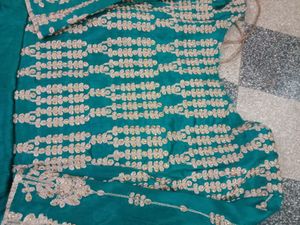 A BEAUTIFUL ETHNIC FULL GOWN
