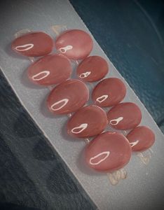 Elegant Rose Gold Cat Eye Press-On Nails