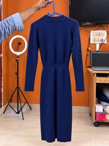 Elegant Ribbed Knit Dress