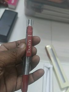 Set of 2 Spring Stylish Pens