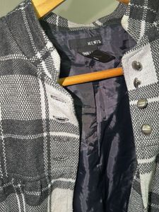 Chic Plaid Jacket small size