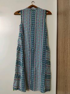 Sleeveless Multicolour Kurta (S) 💙❤️