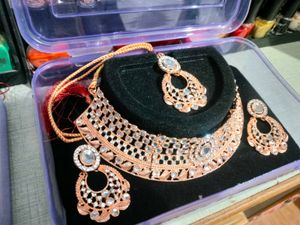 Stunning Rose Gold Kundan Necklace Set