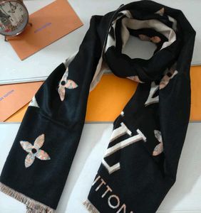 branded stoles unisex