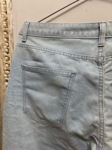 Light Wash Denim Cropped Jeans