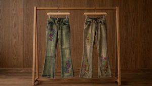 combo of new embroidered jeans for girls