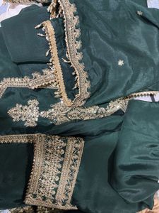 Elegant Emerald Green Embroidered Kurta