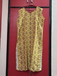 Yellow Printed Sleeveless Kurta