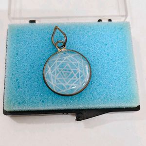Unique spadika sri chakaram Pendant