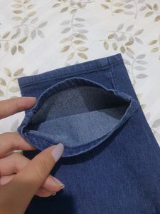 Blue Strechable Jeggings