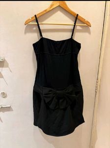 Chic Black Mini Dress with Bow Detail